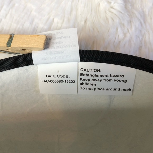 Disney World Parks Bundle Frozen Elsa Mickey Mouse Ears Pom Beanie Hat Tank Top - Picture 10 of 11